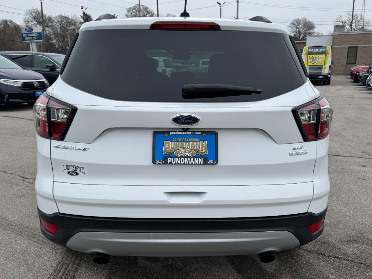 Used 2018 Ford Escape SE image 4