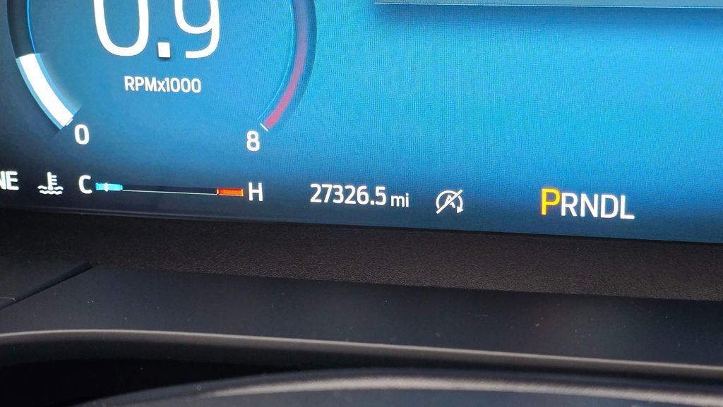 Used 2025 Ford Escape Platinum image 29