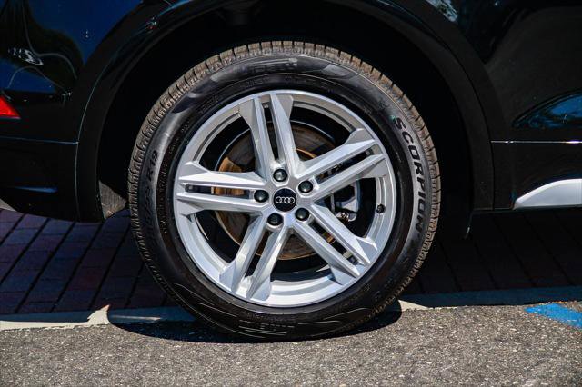 Certified 2024 Audi Q5 e Premium w/ Convenience Package AWD/4WD image 10