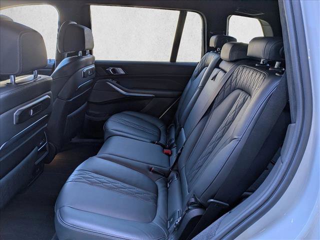 Used 2023 BMW X7 xDrive40i w/ Executive Package AWD/4WD image 20