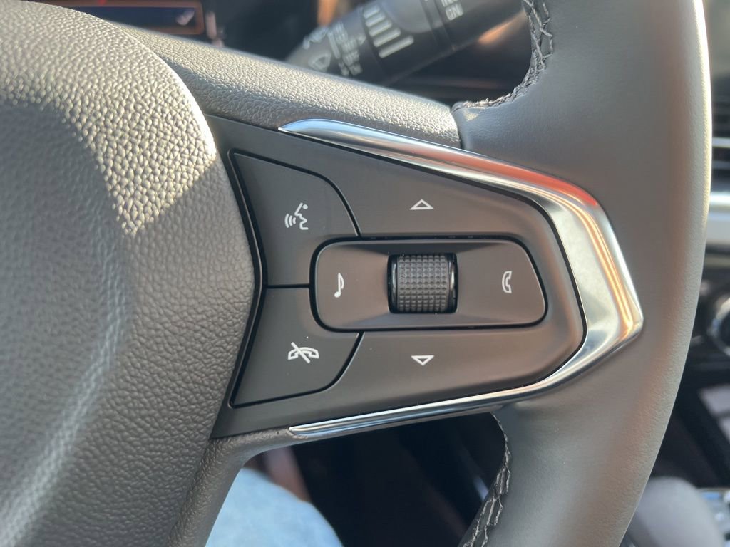 New 2026 Chevrolet Trax LT w/ Sunroof Package image 17