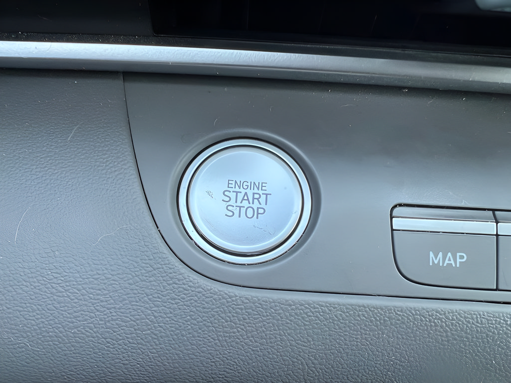 Used 2023 Hyundai Elantra SEL w/ Convenience Package FWD image 23