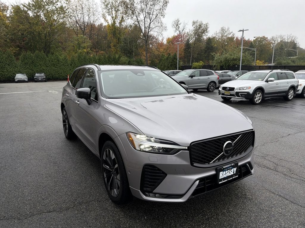 New 2026 Volvo XC60 B5 Plus w/ Climate Package AWD/4WD image 2