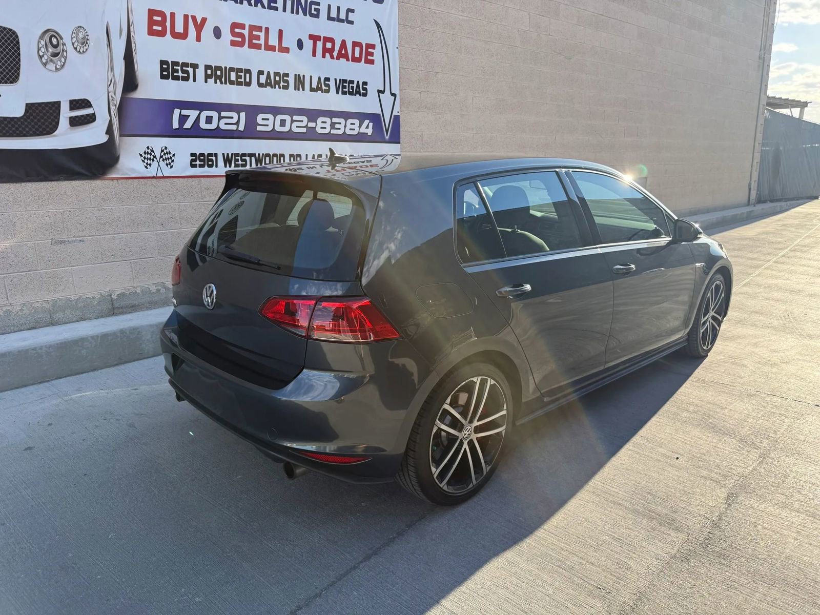 Used 2017 Volkswagen GTI Sport FWD image 4