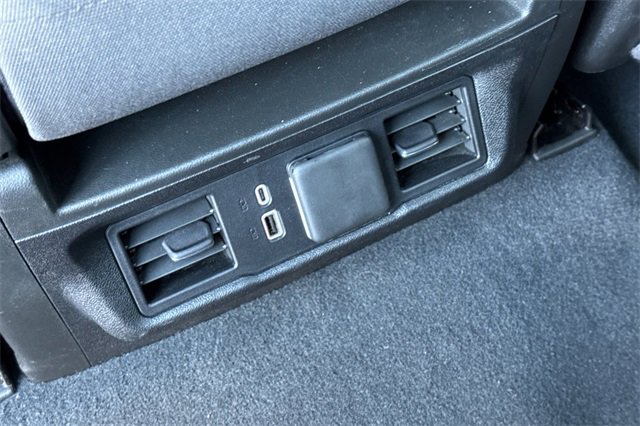 Used 2025 Chevrolet Silverado 1500 LT image 40