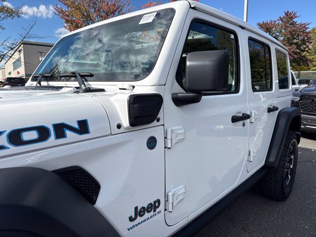 Used 2024 Jeep Wrangler Unlimited Rubicon 4xe w/ Technology Group AWD/4WD image 4