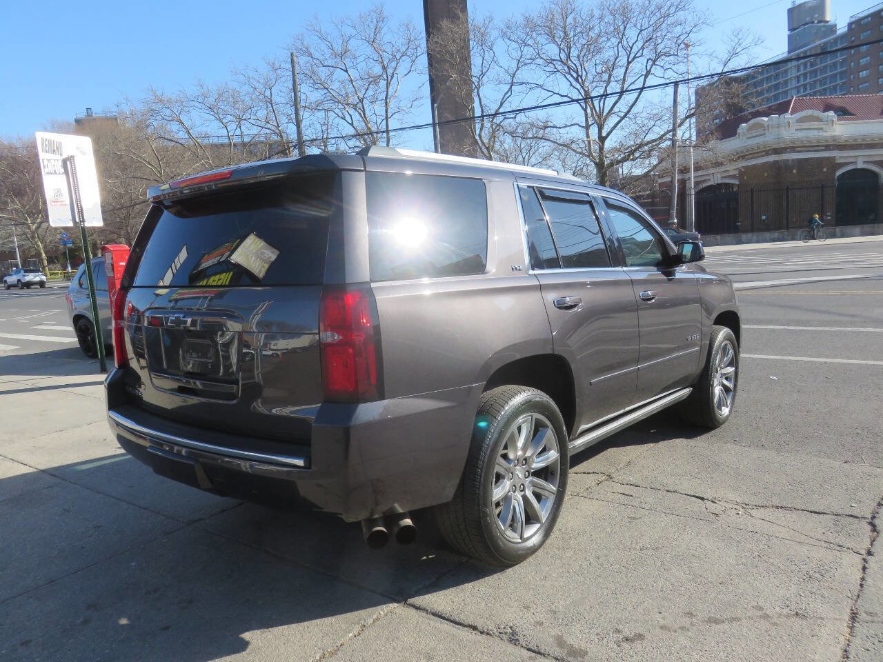 Used 2015 Chevrolet Tahoe LTZ image 6
