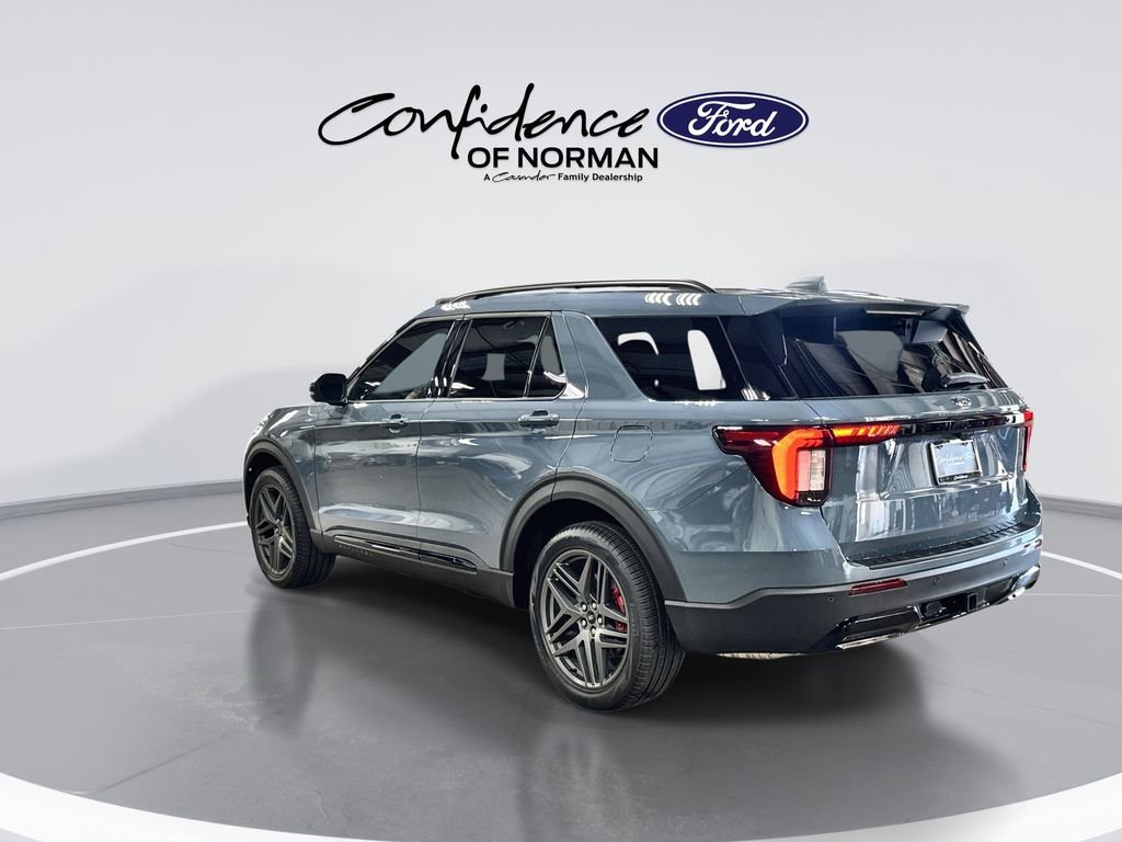 New 2026 Ford Explorer ST-Line w/ ST-Line Street Pack AWD/4WD image 6