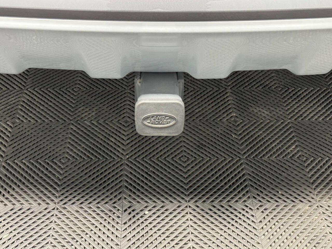 Used 2025 Land Rover Discovery Sport S AWD/4WD image 6