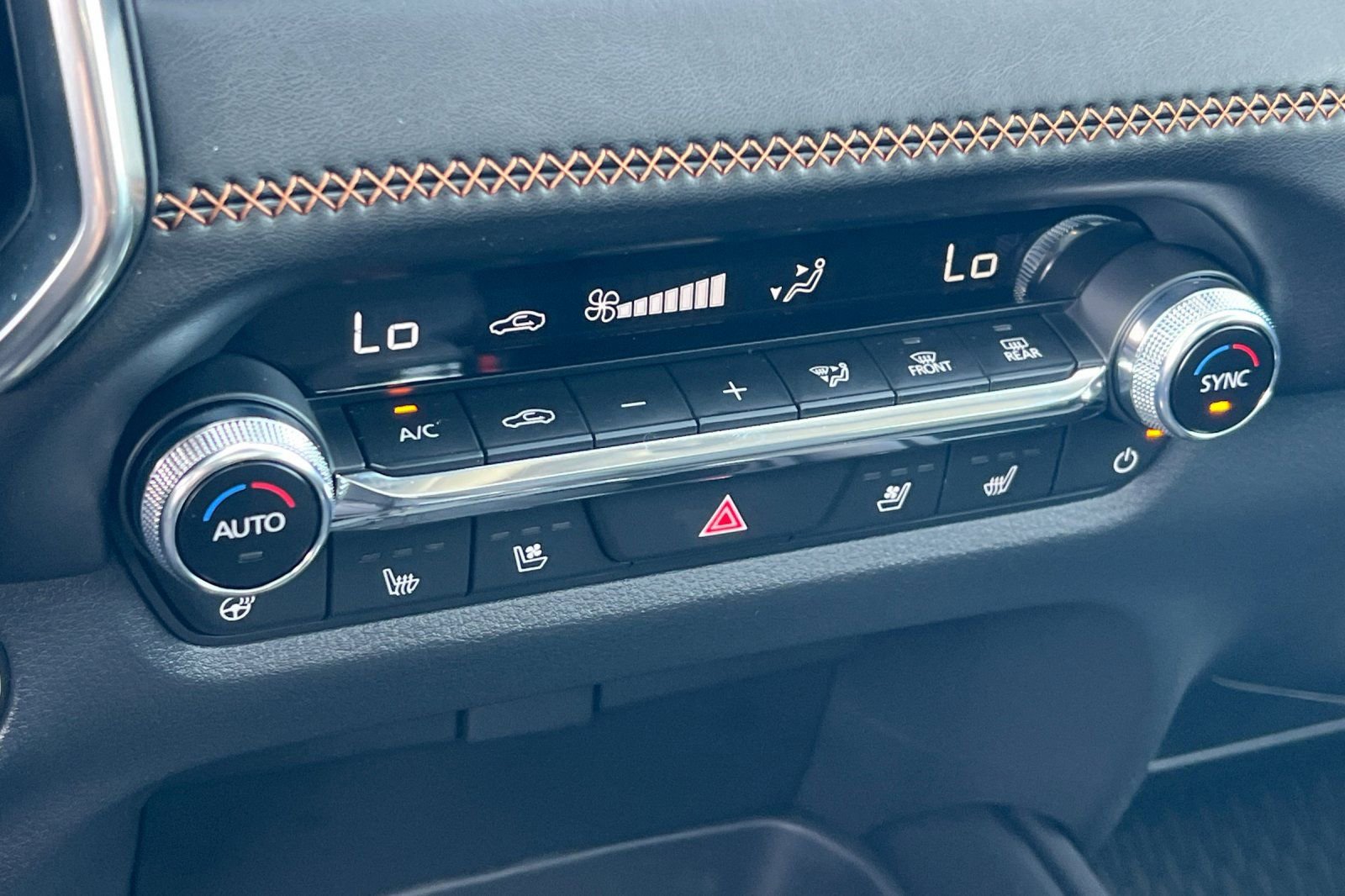 New 2026 MAZDA CX-50 2.5 Hybrid w/ Premium Plus Pkg image 17