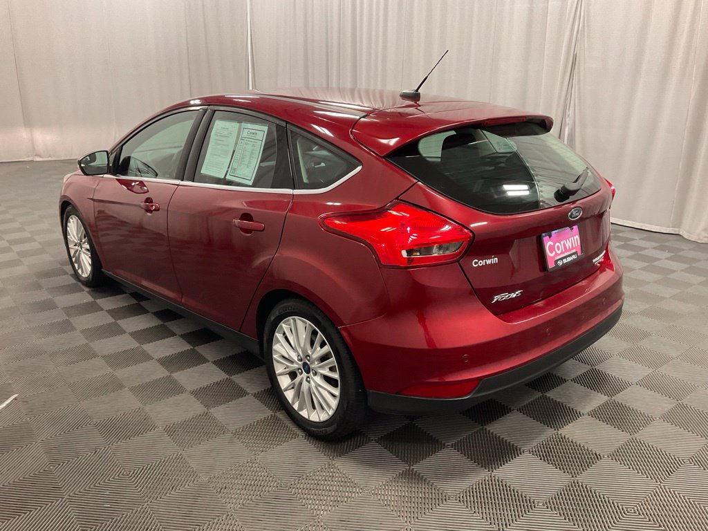 Used 2015 Ford Focus Titanium FWD image 2