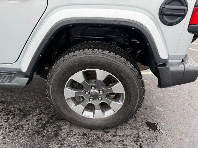 Used 2022 Jeep Wrangler Unlimited Sahara image 6