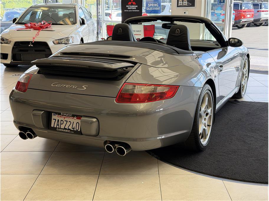 Used 2005 Porsche 911 Carrera S image 5