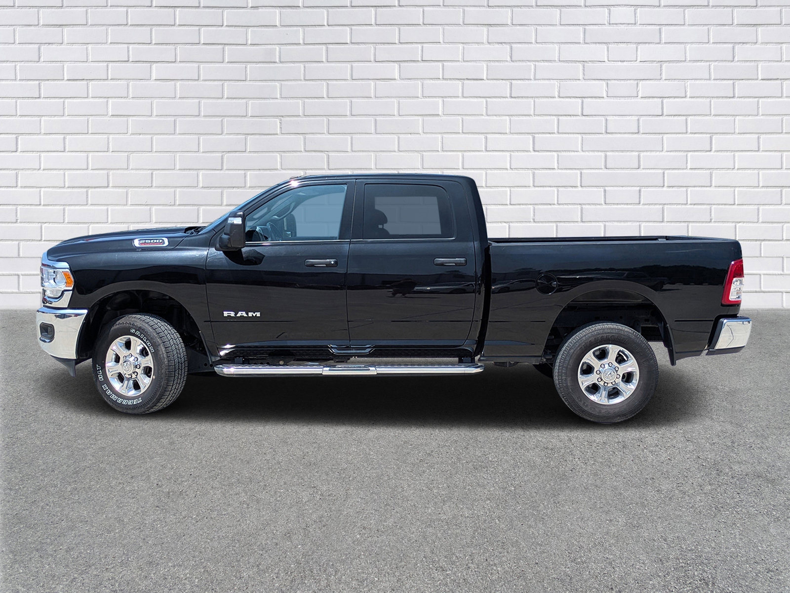Used 2024 RAM 2500 Big Horn w/ Bed Utility Group AWD/4WD image 2