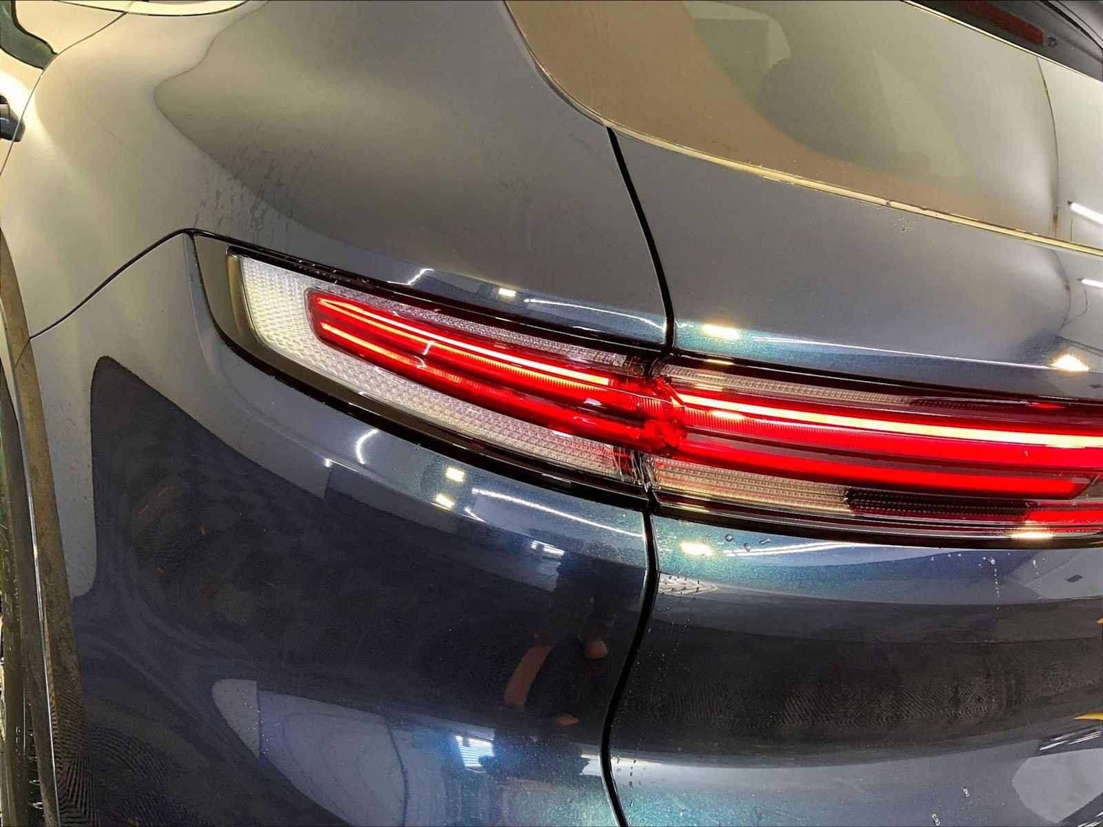 New 2026 Porsche Cayenne S image 18