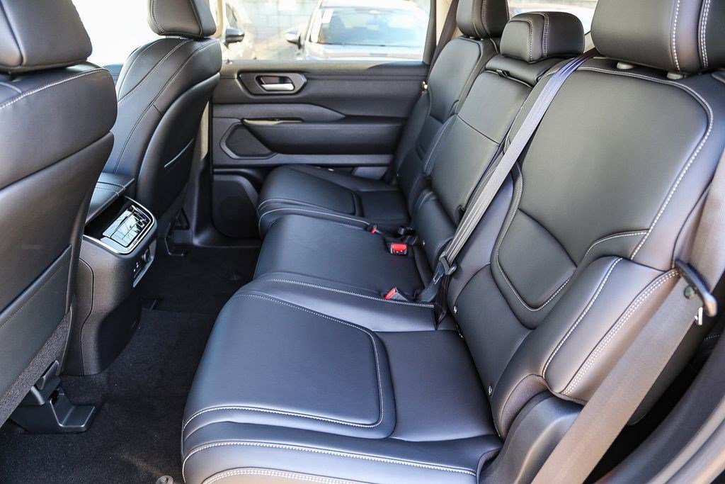 New 2025 Nissan Armada SV AWD/4WD image 20