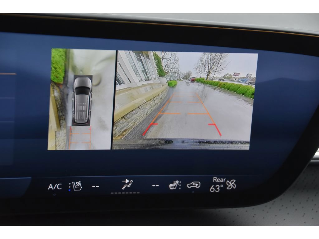 Used 2025 Buick Enclave Avenir w/ Super Cruise Package AWD/4WD image 26