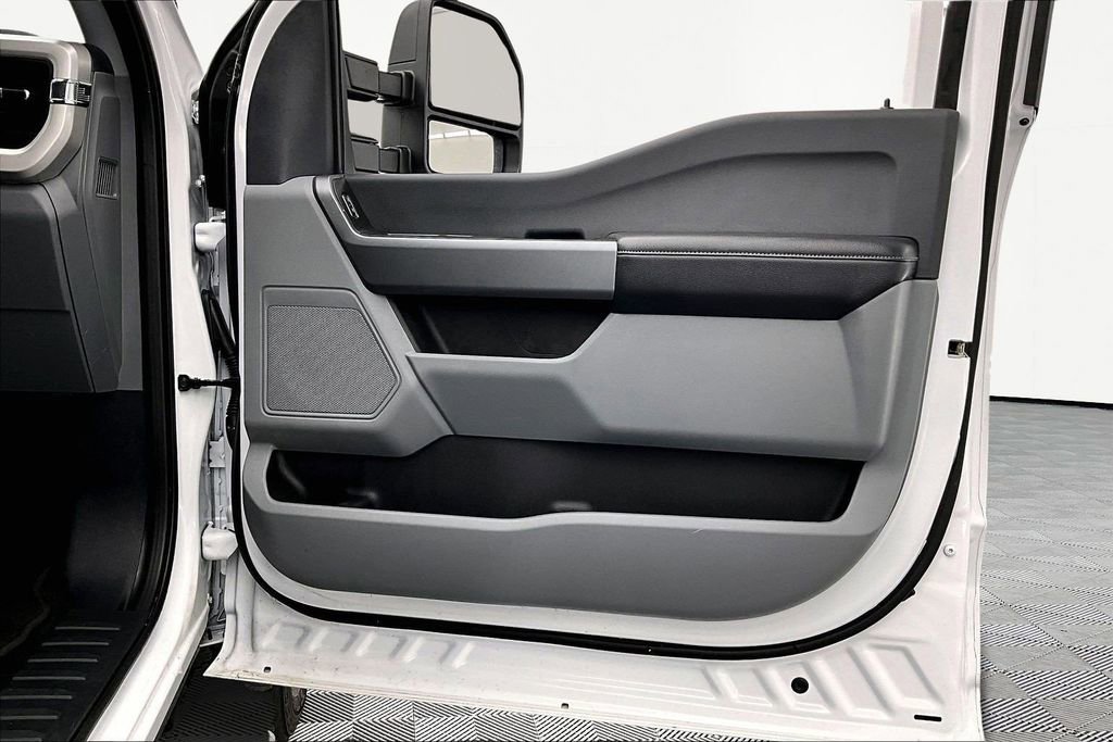 Certified 2025 Ford F250 XLT w/ FX4 Off-Road Package image 25