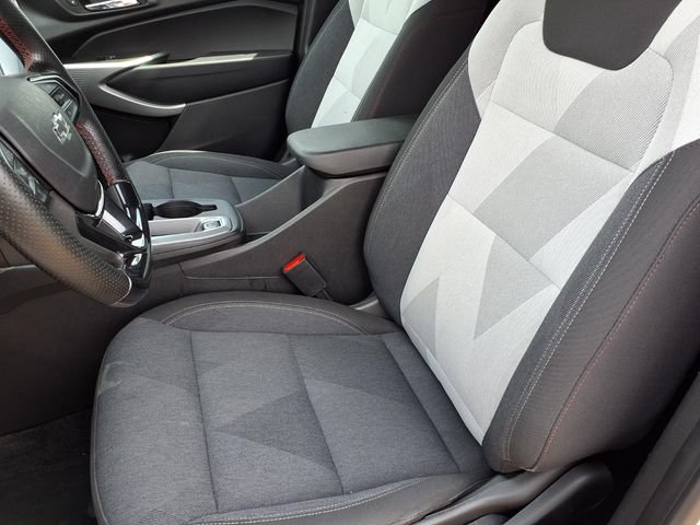Used 2024 Chevrolet Trax RS FWD image 3
