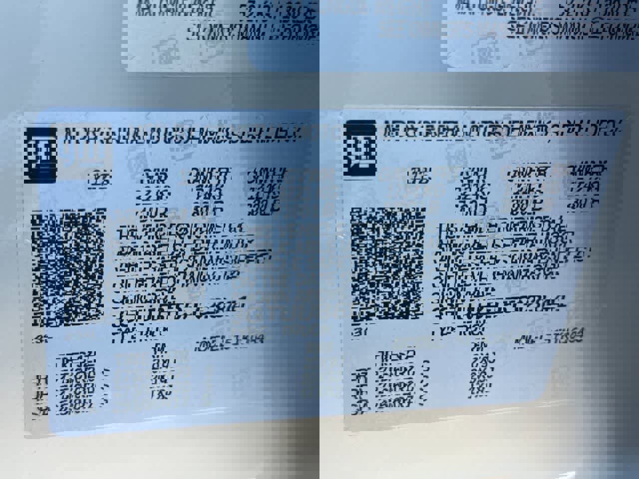 New 2026 GMC Sierra 1500 SLE w/ LPO, Black Badging Package image 35