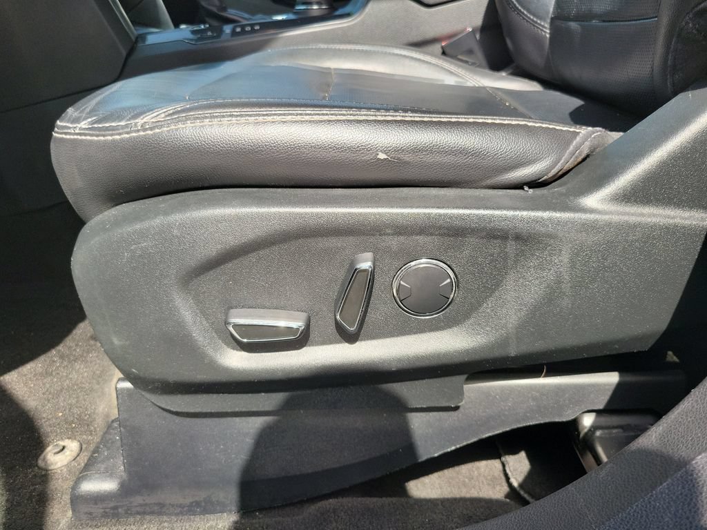 Used 2018 Ford Explorer Limited AWD/4WD image 18
