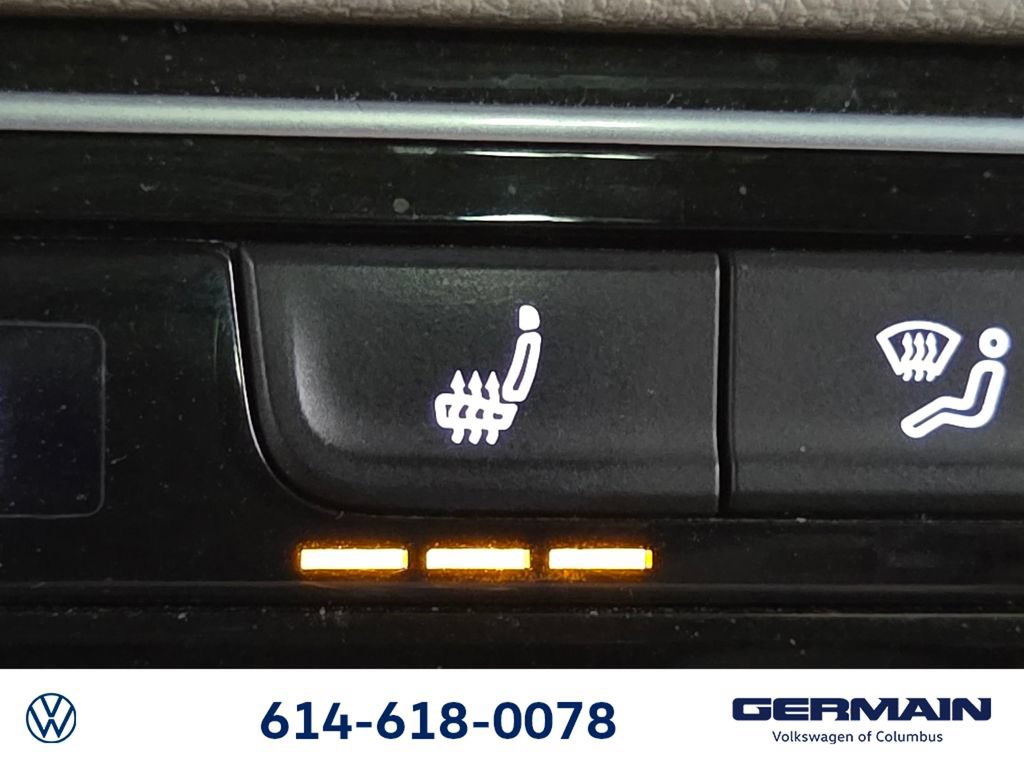 Used 2018 Volkswagen Atlas SEL AWD/4WD image 35