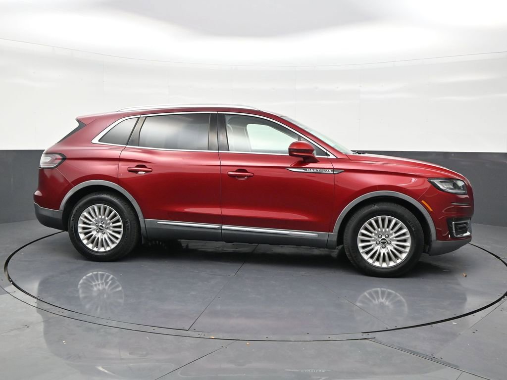 Used 2019 Lincoln Nautilus FWD image 6