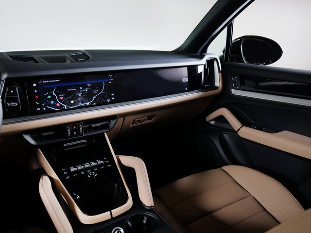 New 2026 Porsche Cayenne AWD/4WD image 19