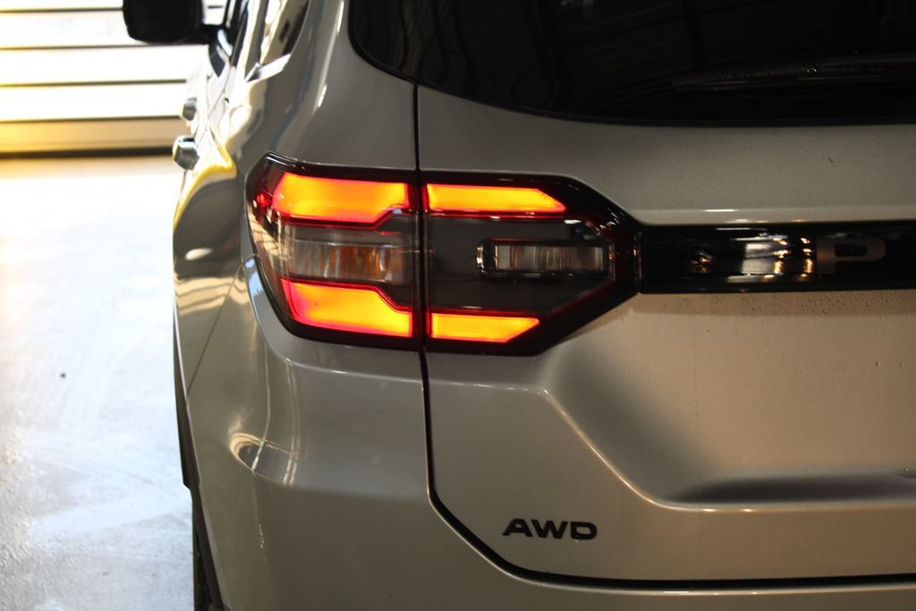 New 2026 Honda Pilot Black Edition image 10