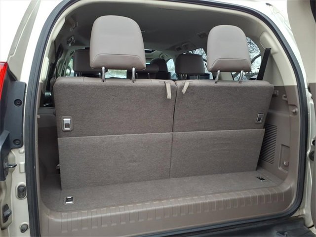 Used 2010 Lexus GX 460 image 17