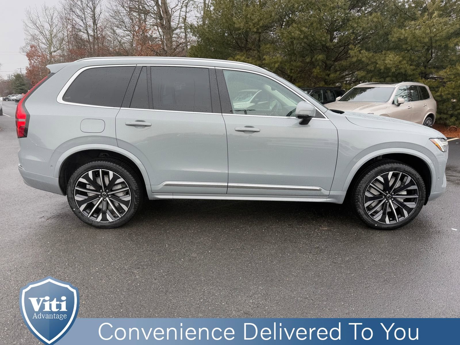 New 2026 Volvo XC90 B6 Plus w/ Protection Package image 9