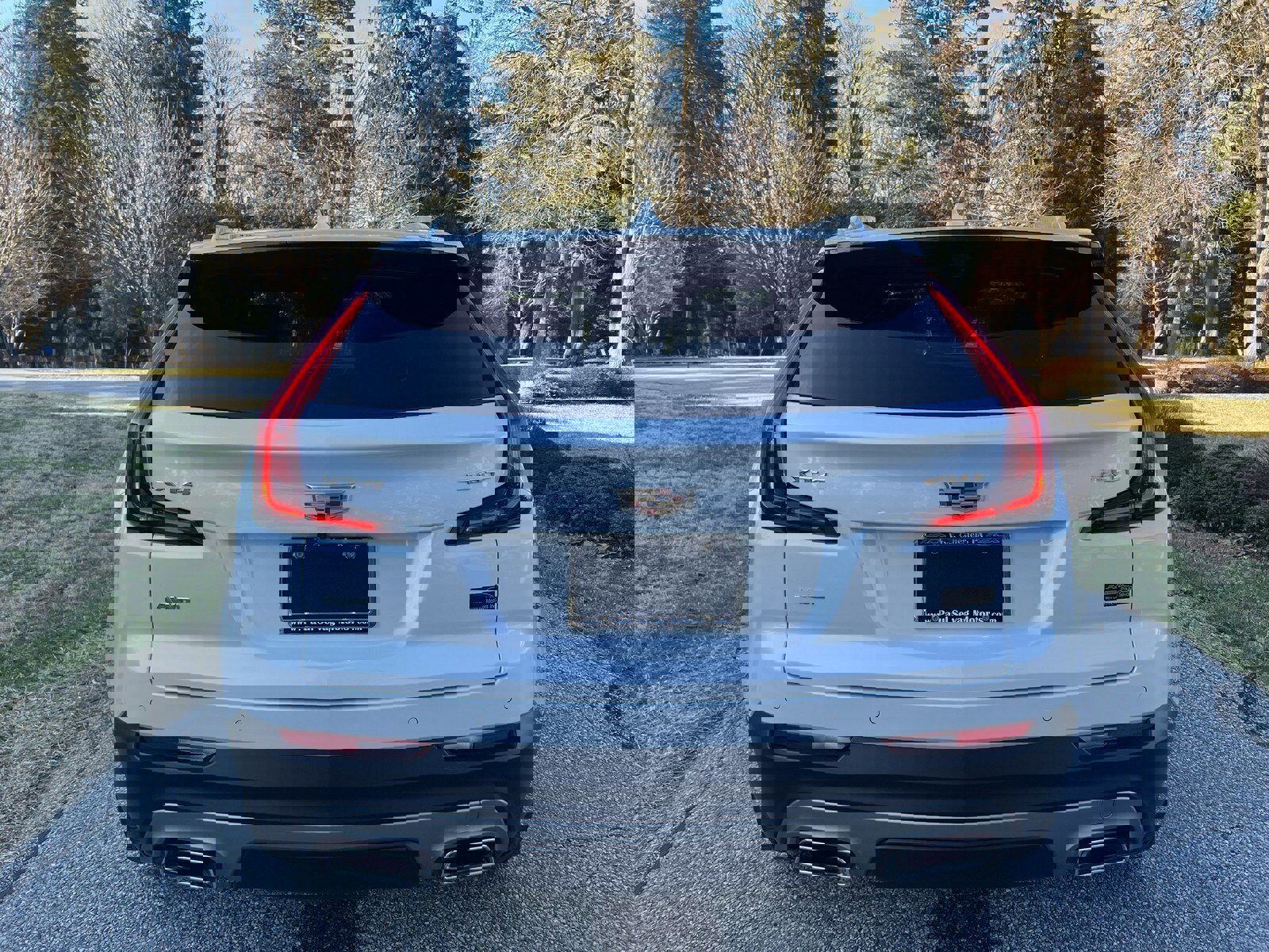 Used 2019 Cadillac XT4 Premium Luxury image 9