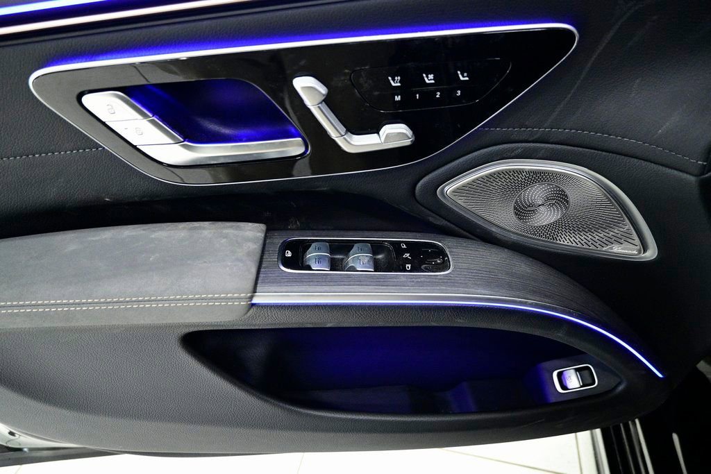 Certified 2022 Mercedes-Benz EQS 580 4MATIC Sedan image 17