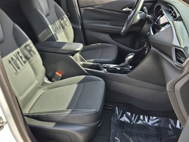 Used 2021 Buick Encore GX Preferred FWD image 17