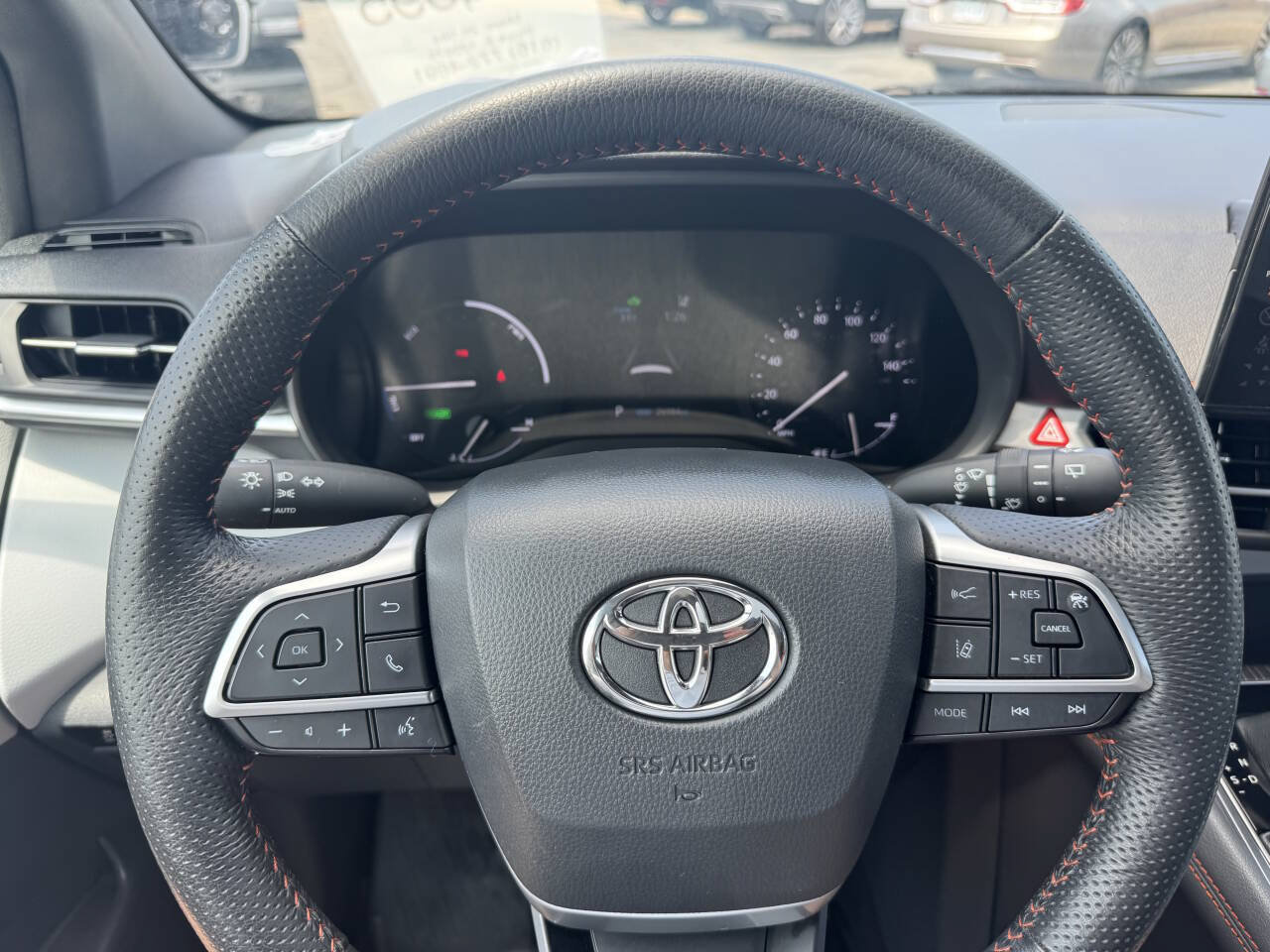 Used 2024 Toyota Sienna XSE AWD/4WD image 22