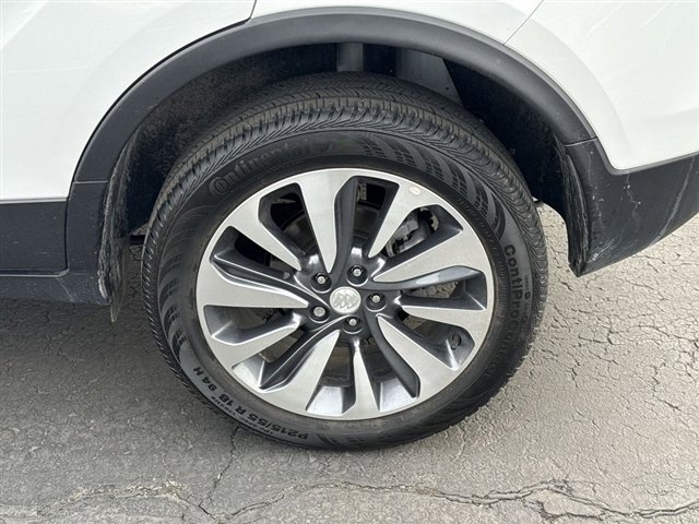 Certified 2022 Buick Encore Preferred w/ Safety Package image 33