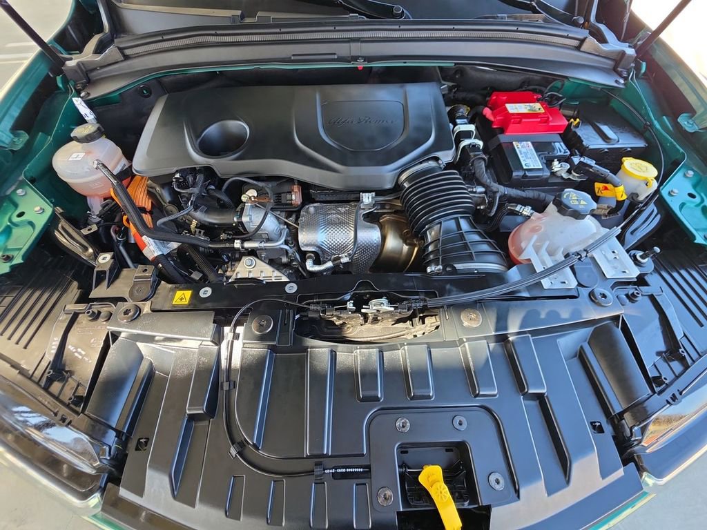 Used 2024 Alfa Romeo Tonale Veloce image 31