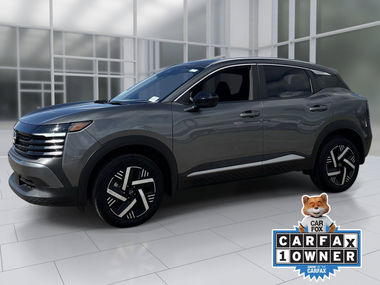 Certified 2026 Nissan Kicks SV FWD image 2