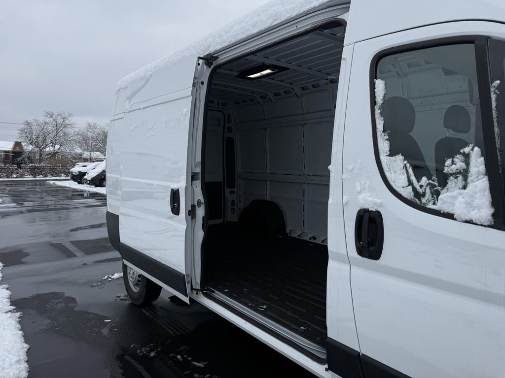 New 2026 RAM ProMaster 2500 w/ Cold Weather Group image 9