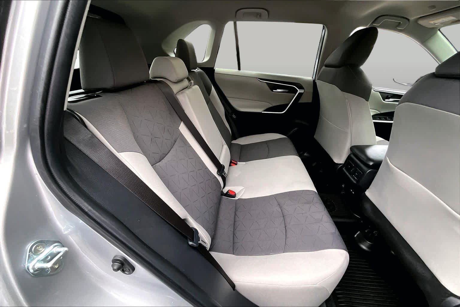 Certified 2025 Toyota RAV4 XLE AWD/4WD image 18