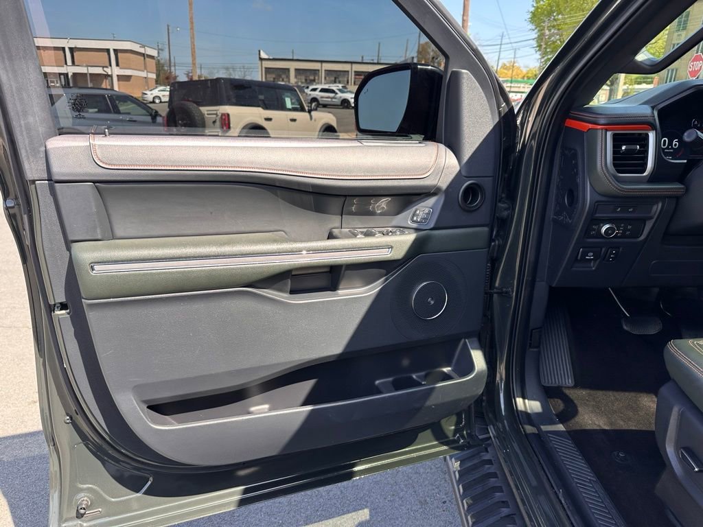 Used 2022 Ford Expedition Timberline image 17