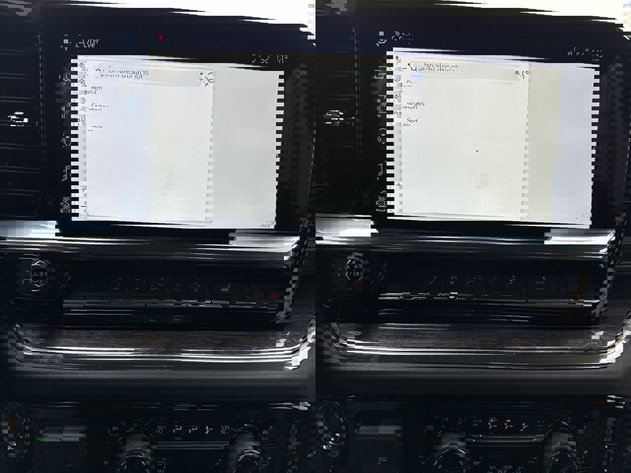 Used 2024 Chevrolet Silverado 2500 LTZ w/ LTZ Premium Package image 29