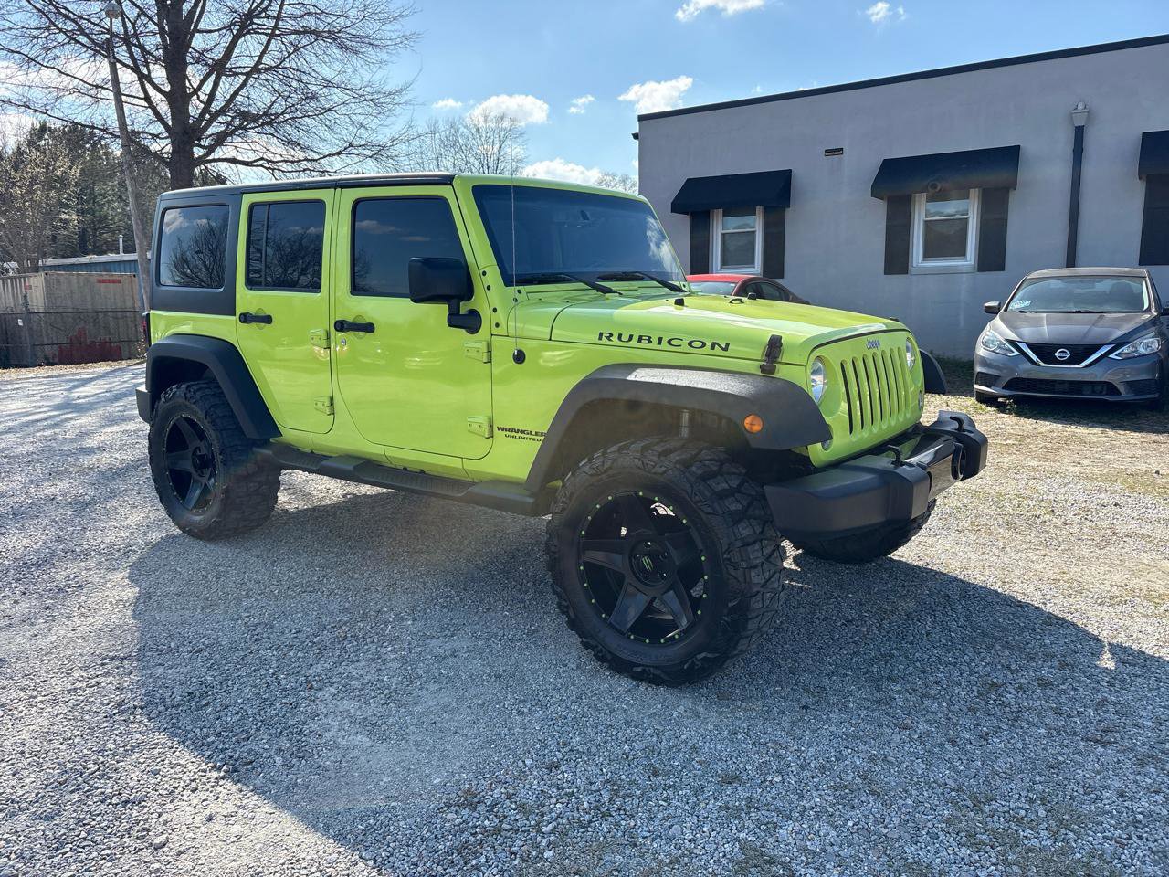 Used 2016 Jeep Wrangler Unlimited Rubicon w/ Max Tow Package image 4