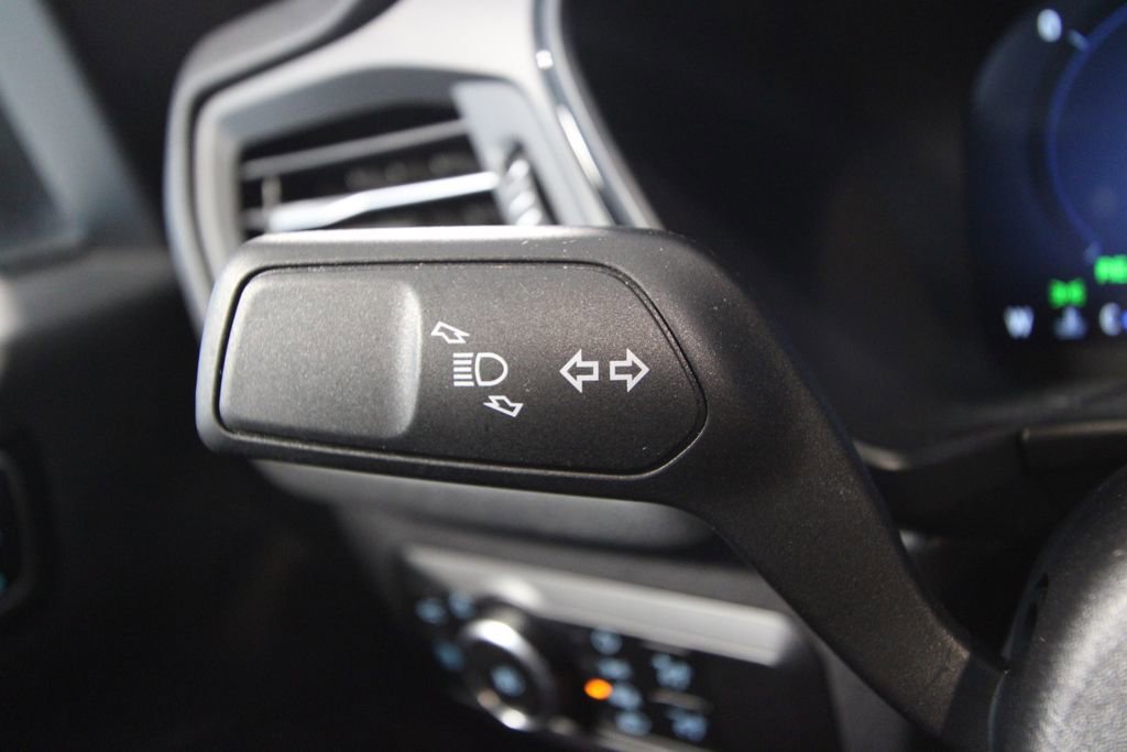 Used 2025 Ford Escape ST-Line Elite w/ Premium Technology Package AWD/4WD image 13