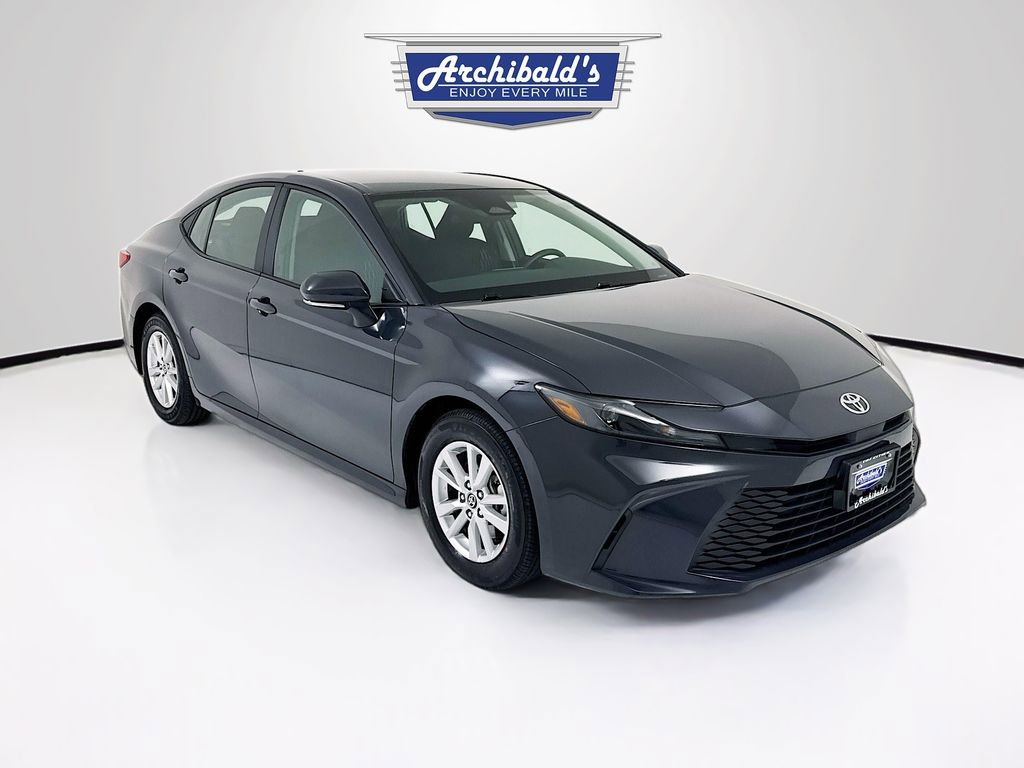 Used 2025 Toyota Camry LE video 1