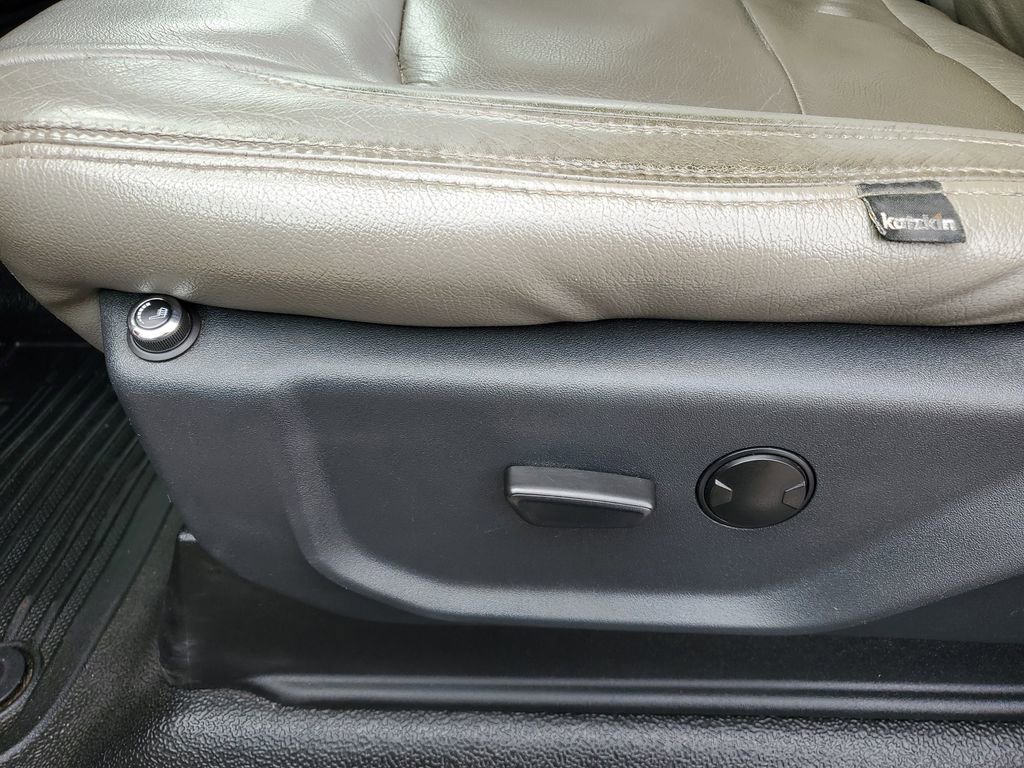 Used 2022 Ford F350 XLT w/ XLT Value Package image 10