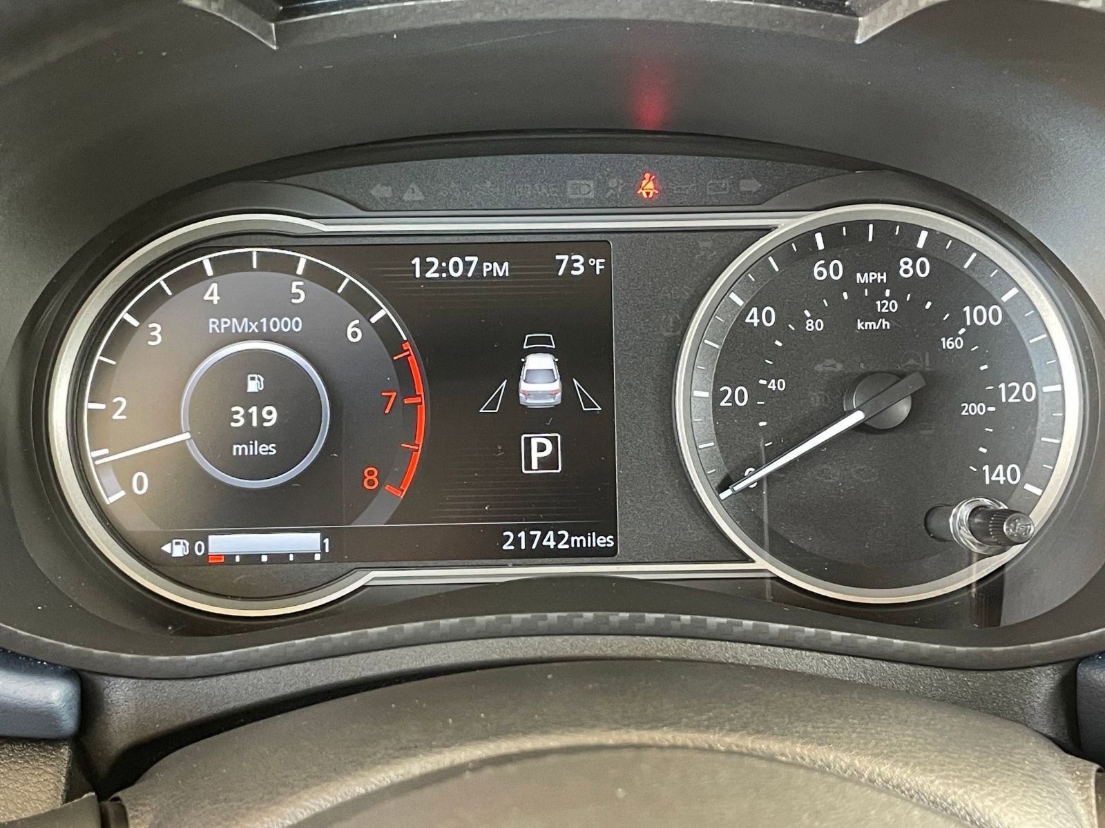 Used 2025 Nissan Versa SV image 38