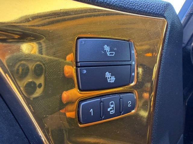 Used 2009 HUMMER H2 Luxury image 16