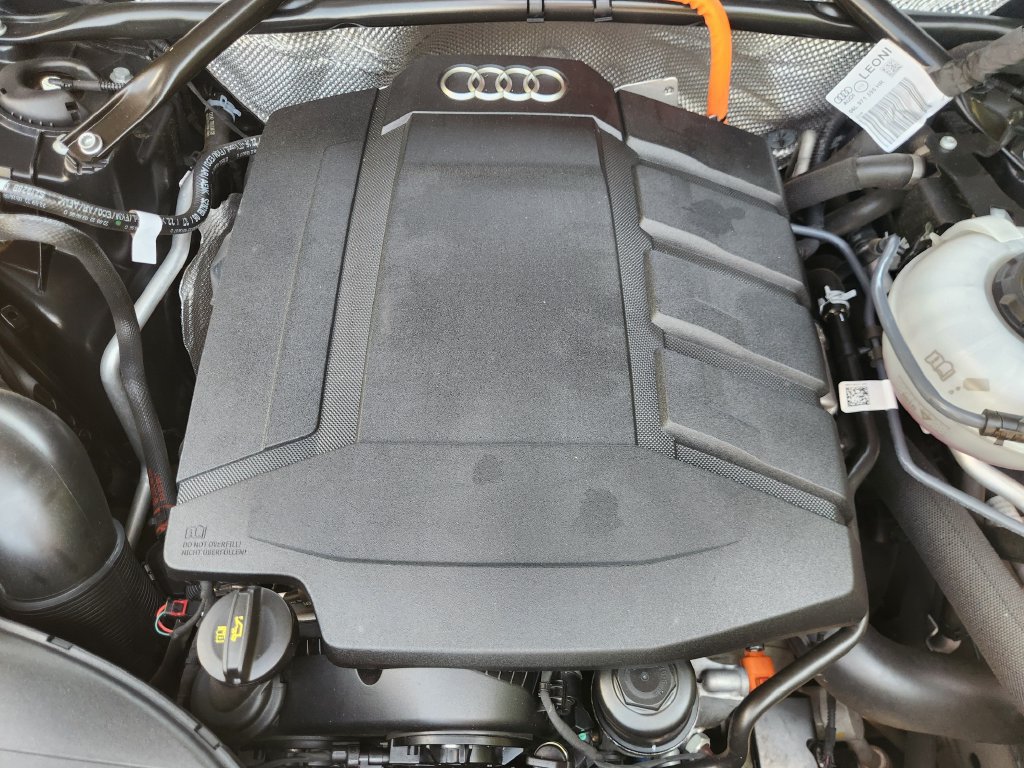 Certified 2023 Audi Q5 e Prestige w/ Prestige Package AWD/4WD image 37