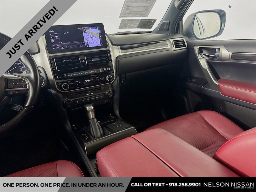 Used 2022 Lexus GX 460 Luxury w/ Sport Design Package image 24
